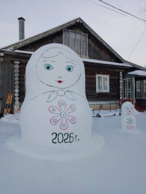 Только посмотрите, какая красота! Эта гигантская снежная матрешка выросла в Арзамасском районе